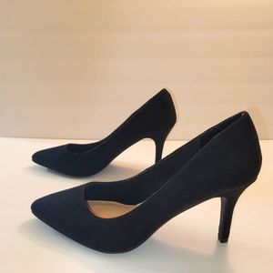 Time and Tru Classic Black Heels
